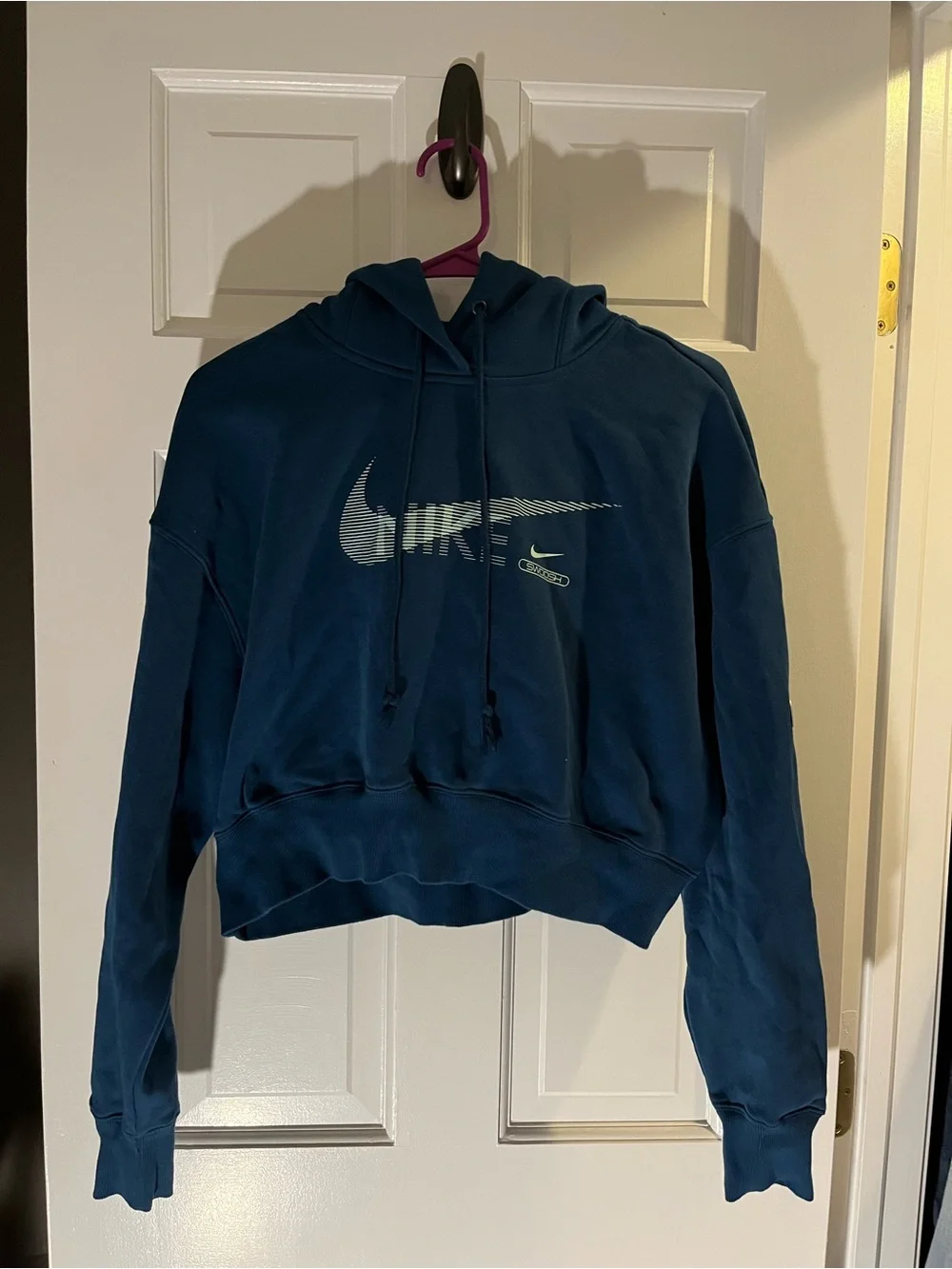 Nike Teal Cropped Pullover Hoodie with Swoosh medium